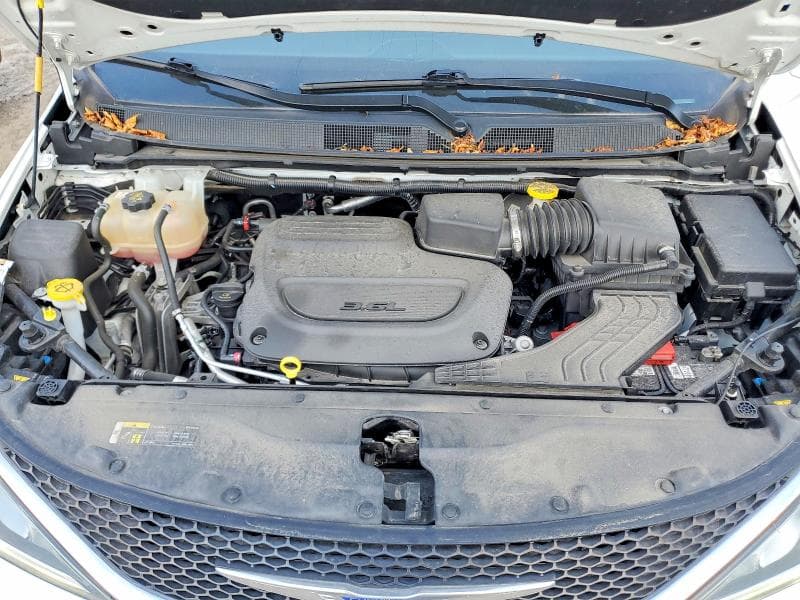 2020 CHRYSLER PACIFICA LIMITED 12