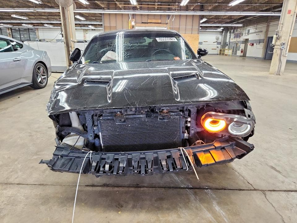 2018 DODGE CHALLENGER SXT 5