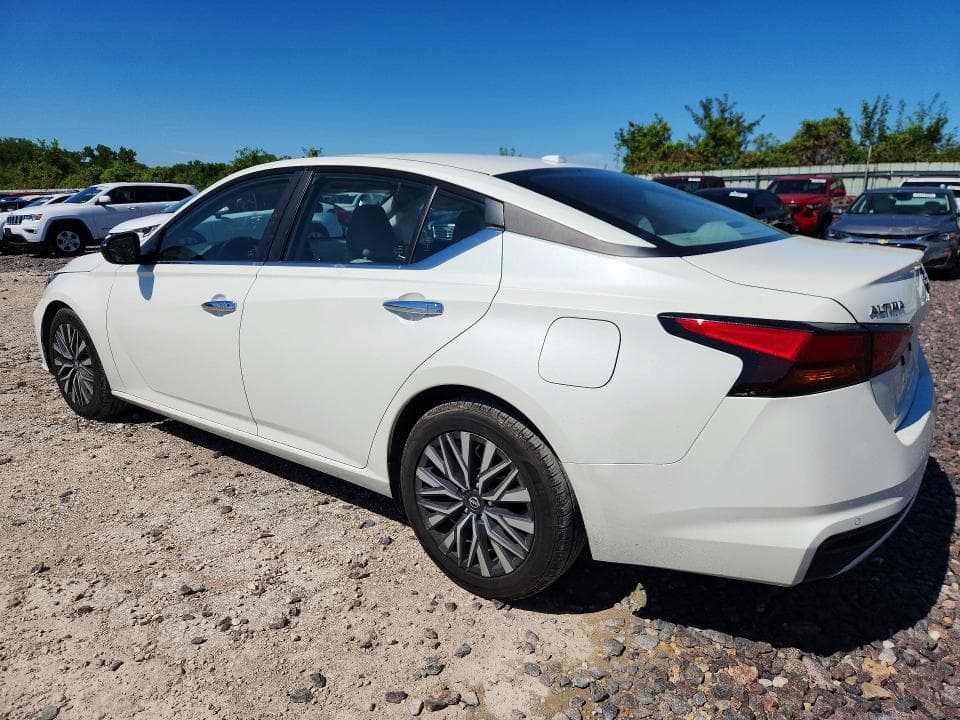 2025 NISSAN ALTIMA SV 2