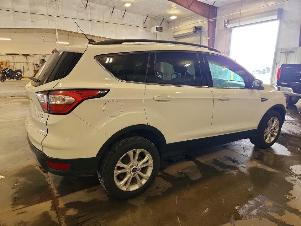 2018 FORD ESCAPE SE 3
