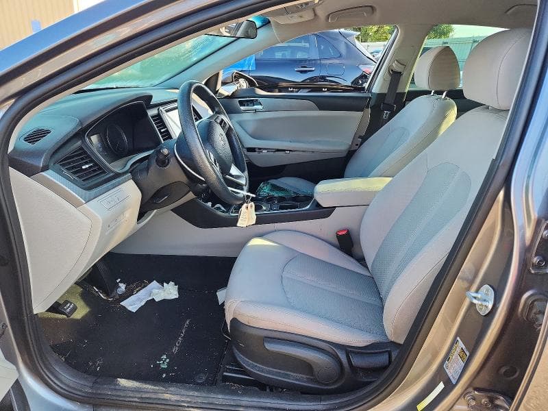2019 HYUNDAI SONATA SE 7