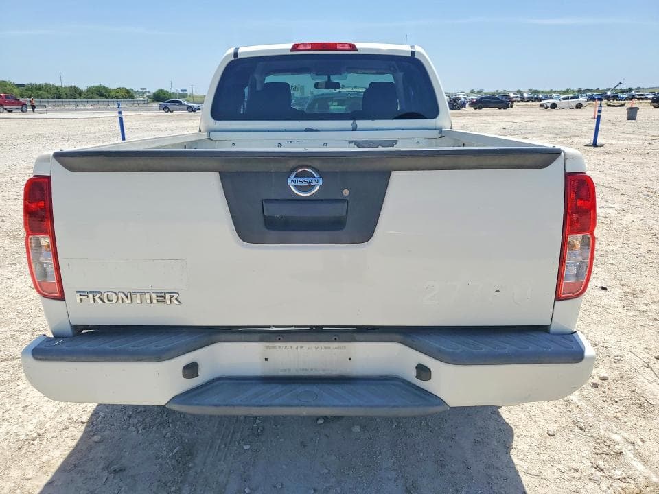 2018 NISSAN FRONTIER S 6