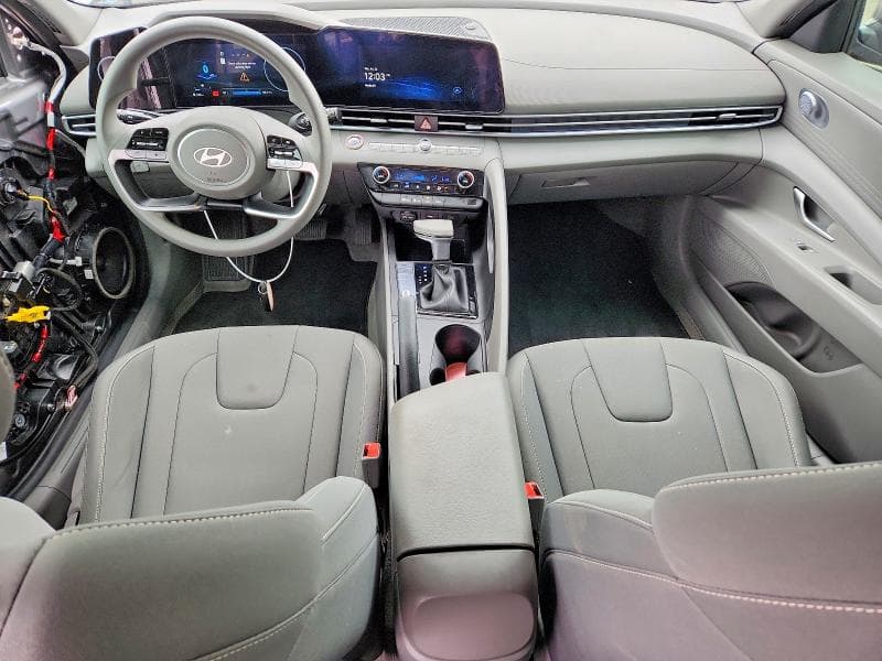 2024 HYUNDAI ELANTRA SEL 8