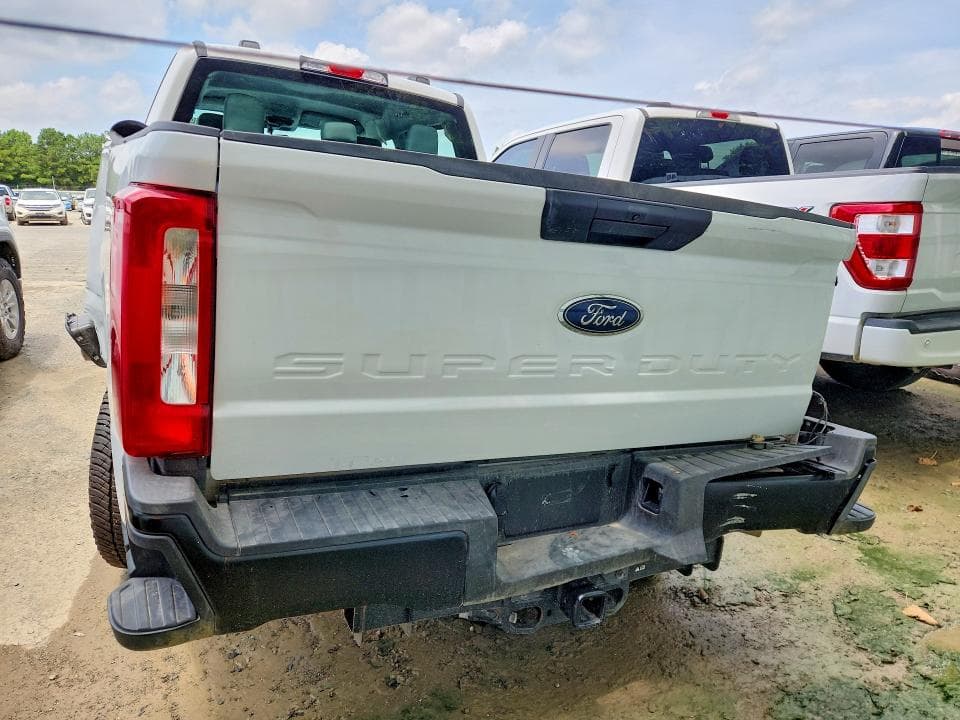 2026 FORD F250 SUPER DUTY 6