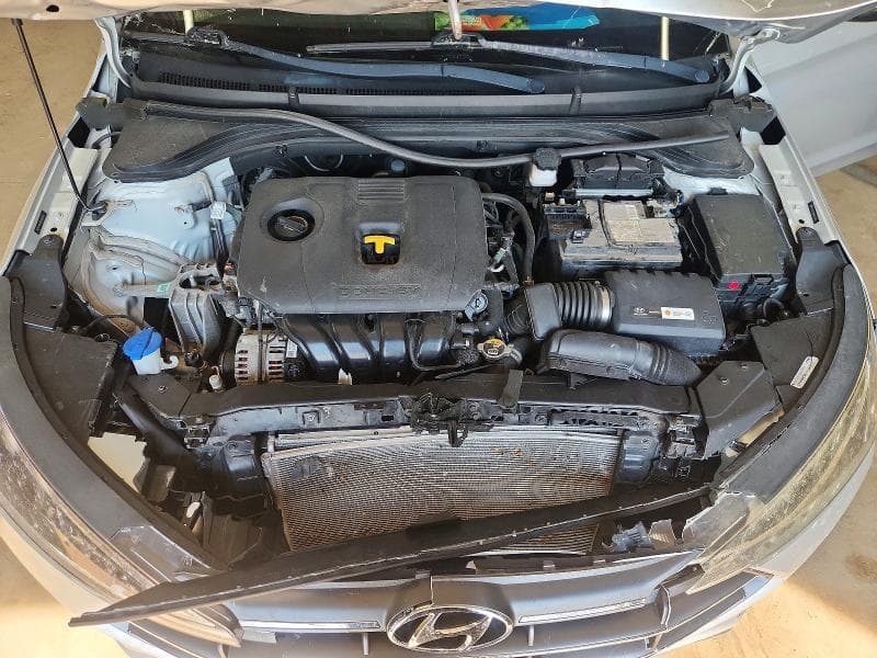 2019 HYUNDAI ELANTRA SE 11