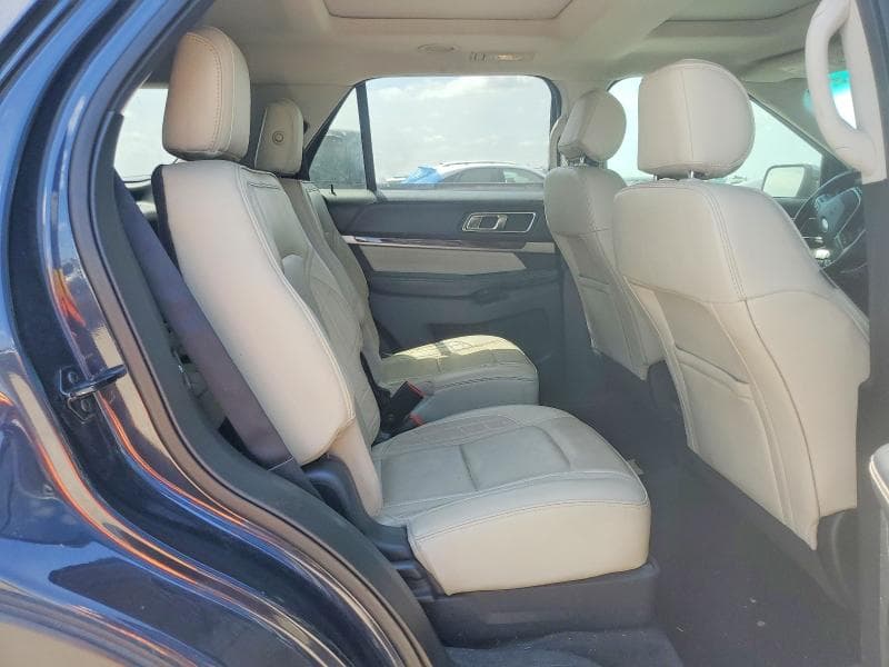 2017 FORD EXPLORER PLATINUM 10