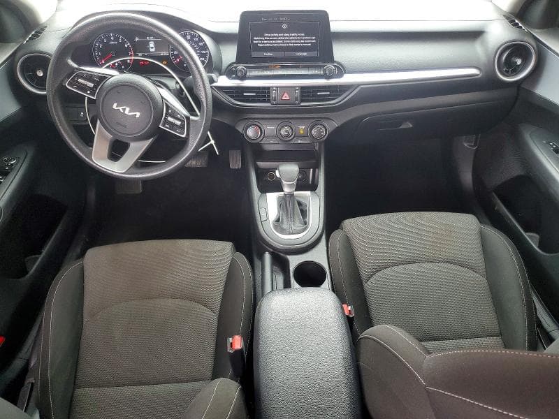 2023 KIA FORTE LXS 8