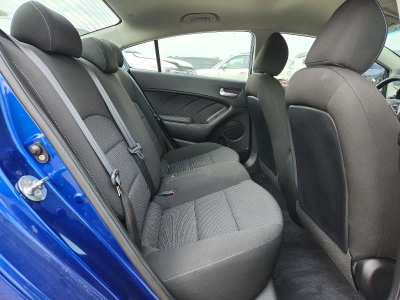 2018 KIA FORTE LX 10