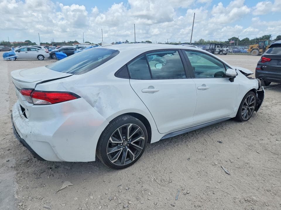 2022 TOYOTA COROLLA SE 3