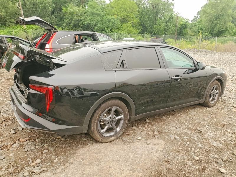 2025 KIA K4 LXS 3