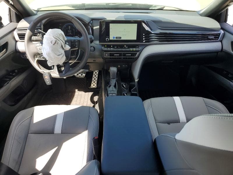 2026 TOYOTA CAMRY SE 8