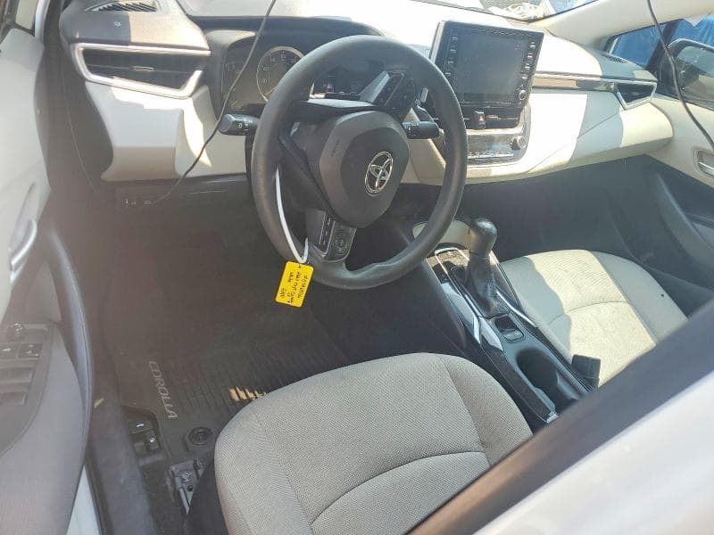 2020 TOYOTA COROLLA LE 8