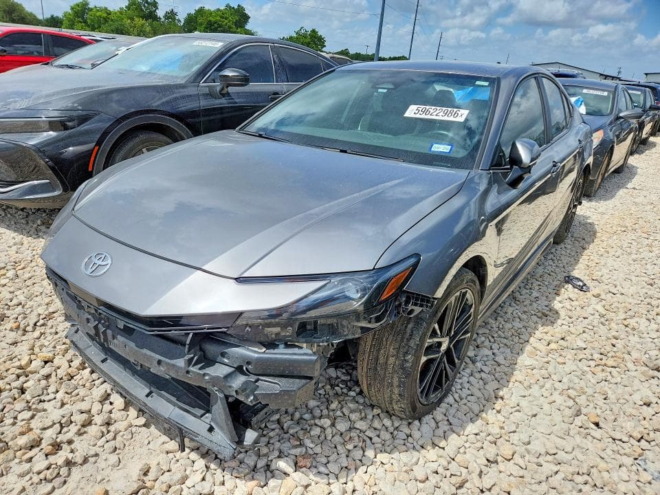 2025 TOYOTA CAMRY SE - 1