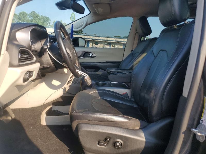 2022 CHRYSLER PACIFICA TOURING L 7