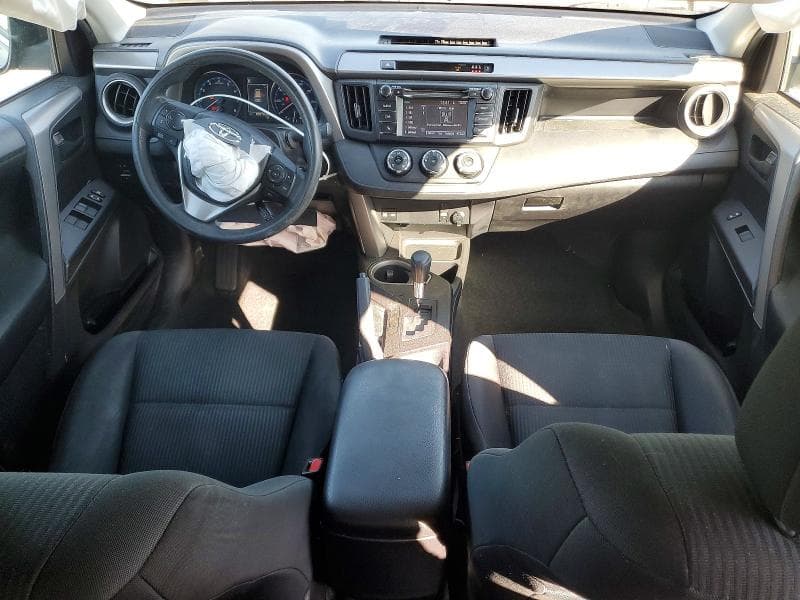 2017 TOYOTA RAV4 LE 8