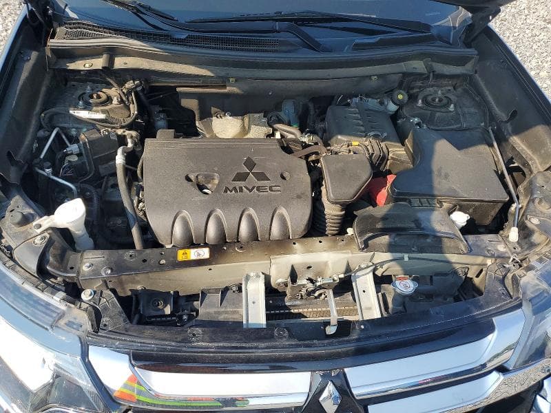 2018 MITSUBISHI OUTLANDER SE 12