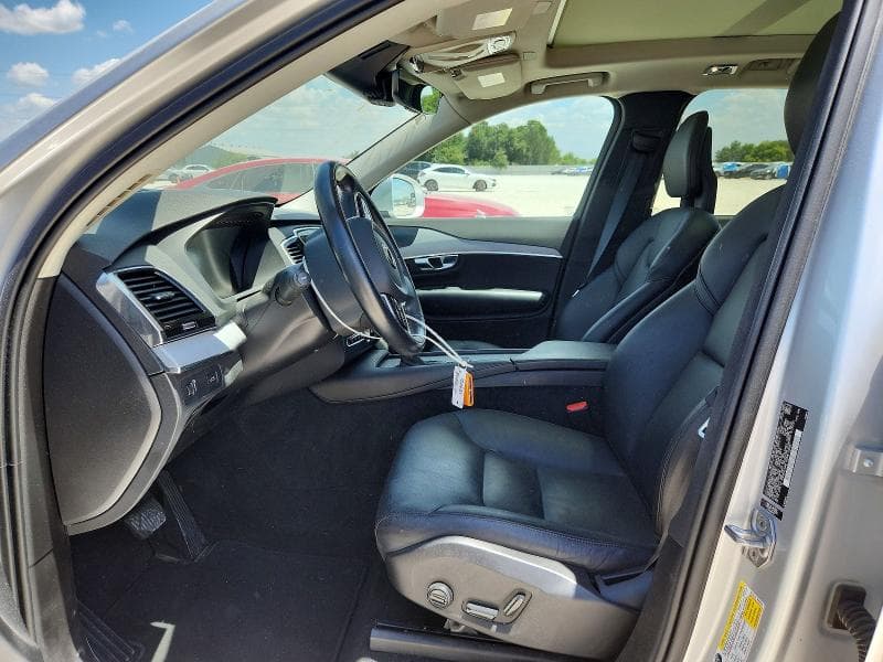 2021 VOLVO XC90 T5 MOMENTUM 7