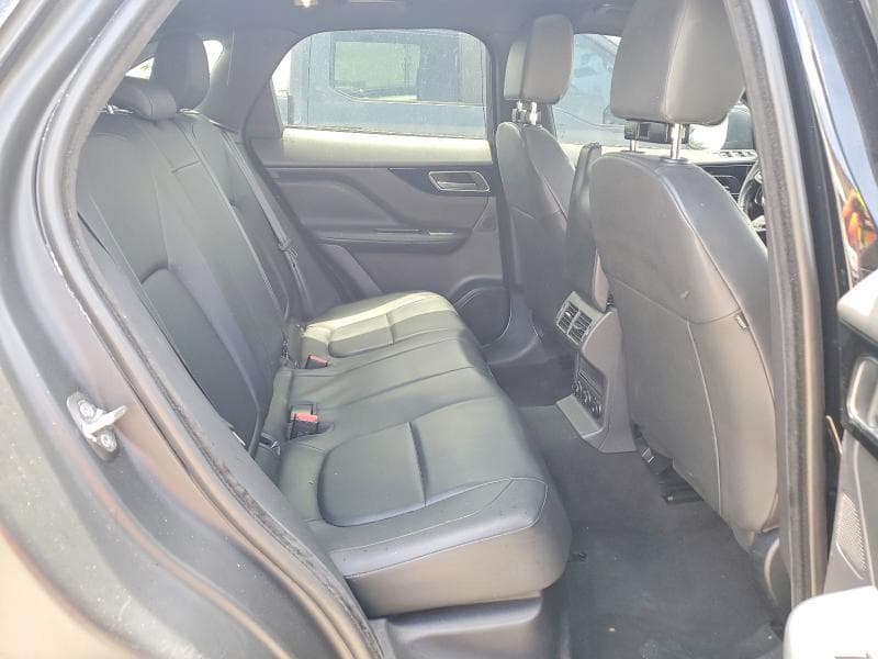 2018 JAGUAR F-PACE PREMIUM 10