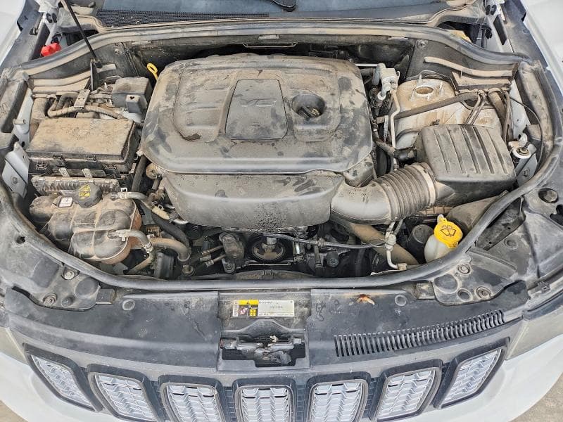 2019 JEEP GRAND CHEROKEE LAREDO 11