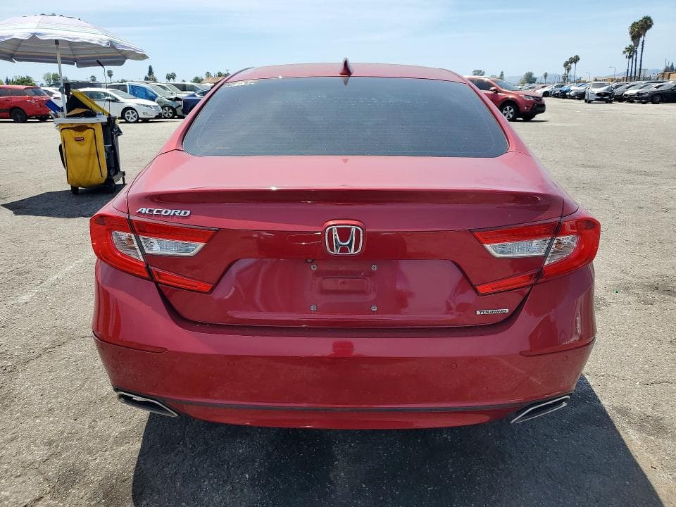 2018 HONDA ACCORD TOURING 6