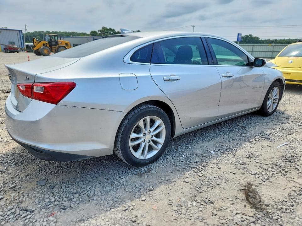 2017 CHEVROLET MALIBU LT 3