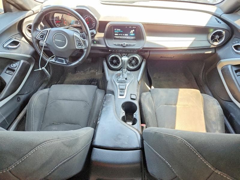 2018 CHEVROLET CAMARO LT 8