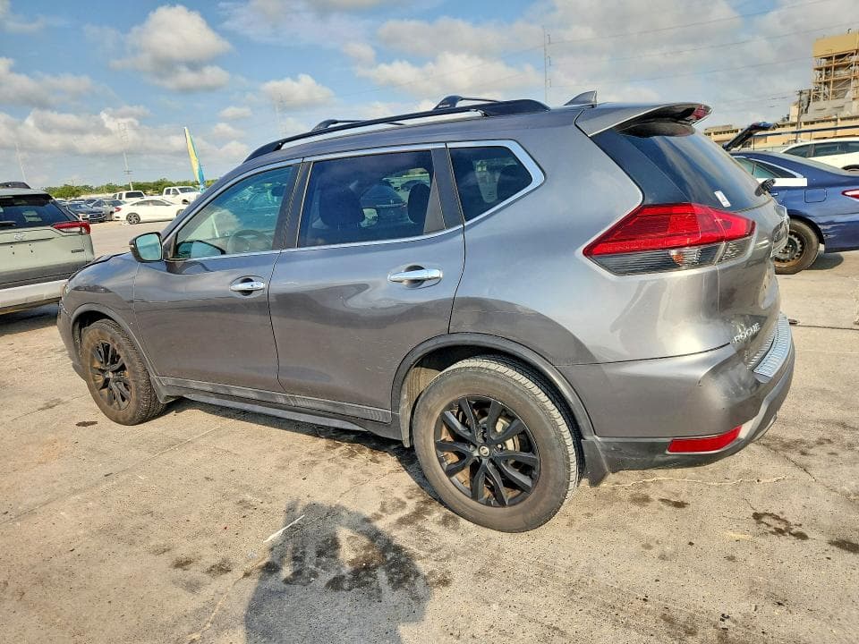 2017 NISSAN ROGUE SV 2