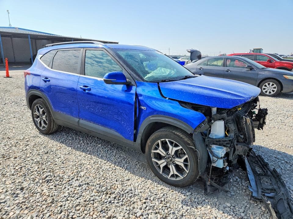 2021 KIA SELTOS EX 4