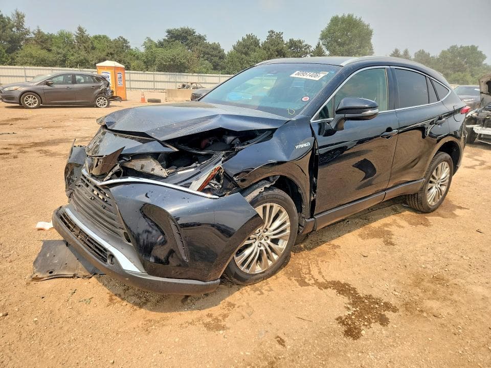 2021 TOYOTA VENZA XLE - 1