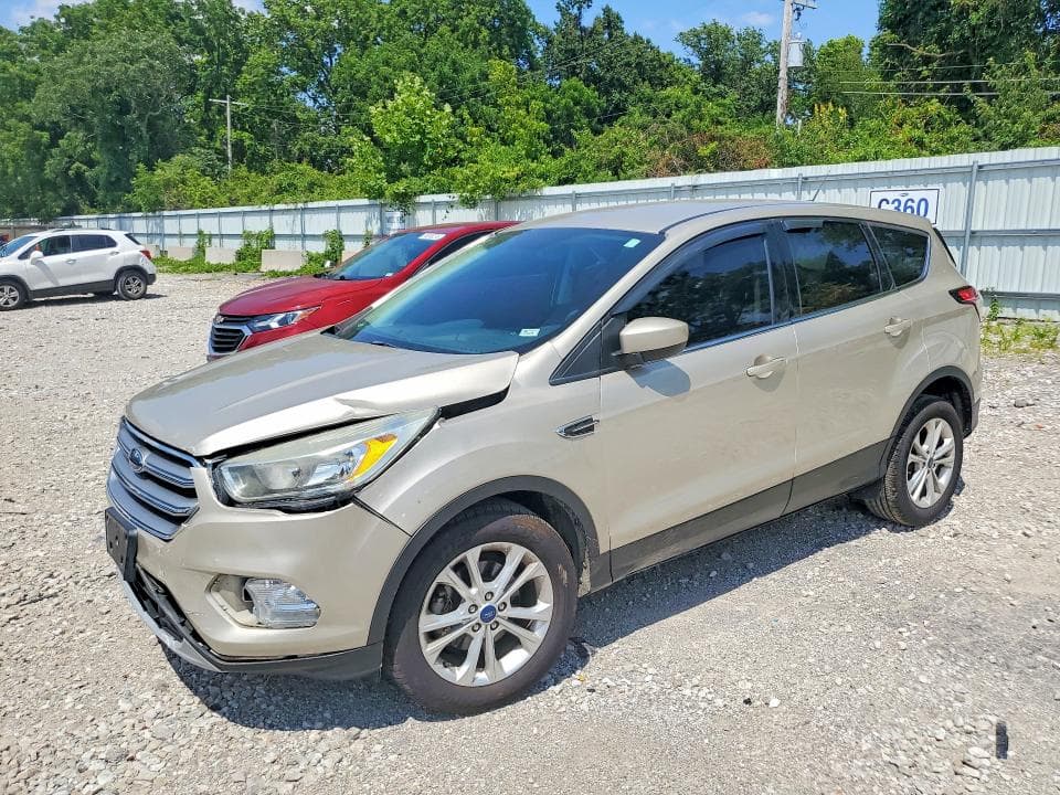2017 FORD ESCAPE SE - 1