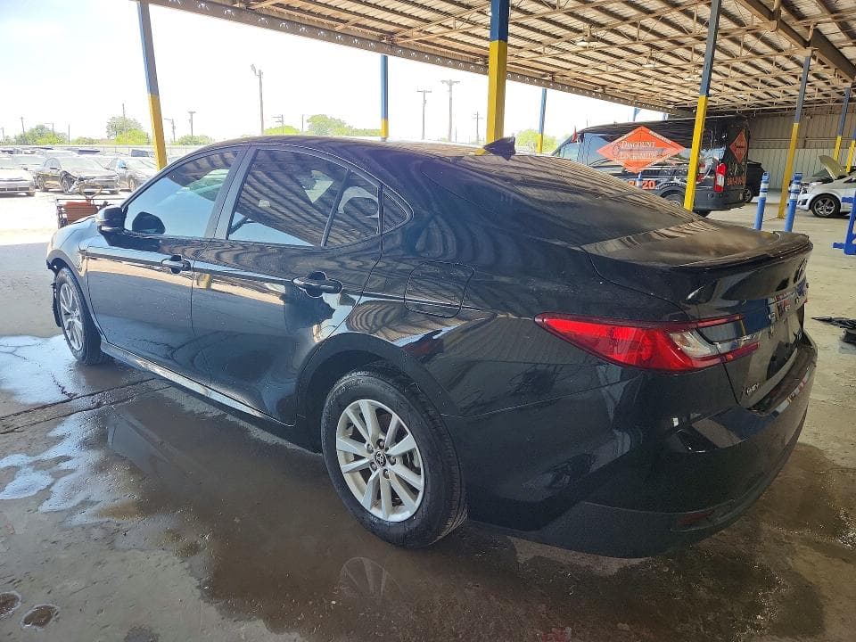 2026 TOYOTA CAMRY LE 2