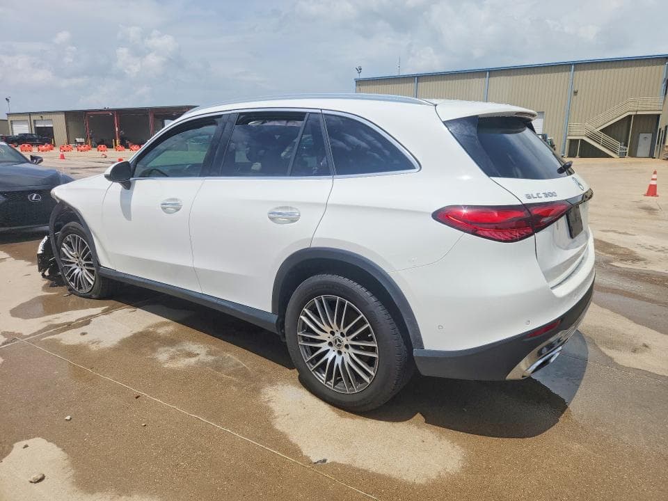 2024 MERCEDES-BENZ GLC 300 4MATIC 2