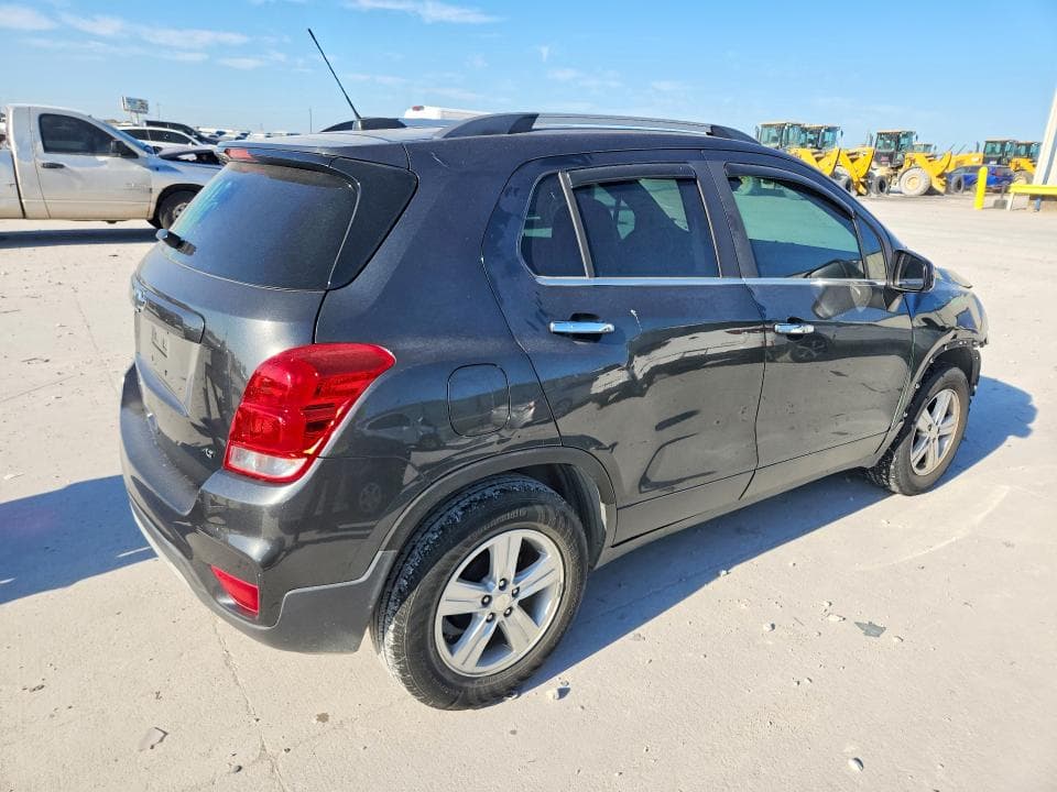 2018 CHEVROLET TRAX 1LT 3