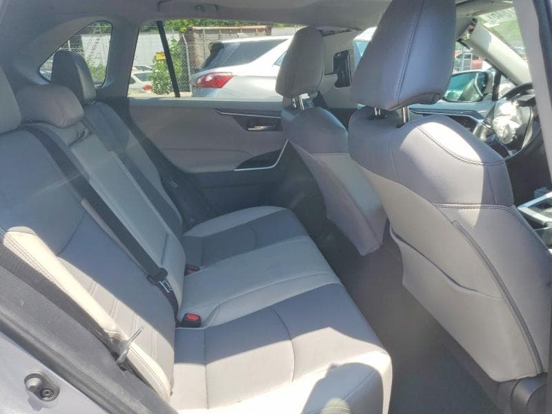 2021 TOYOTA RAV4 XLE PREMIUM 11