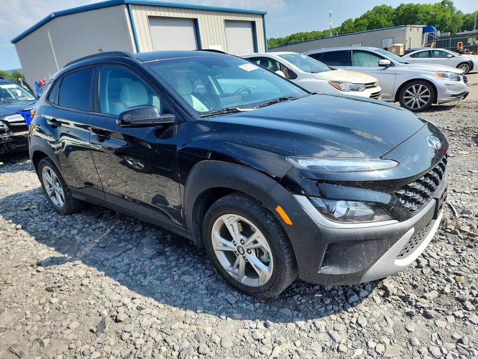 2023 HYUNDAI KONA SEL 4