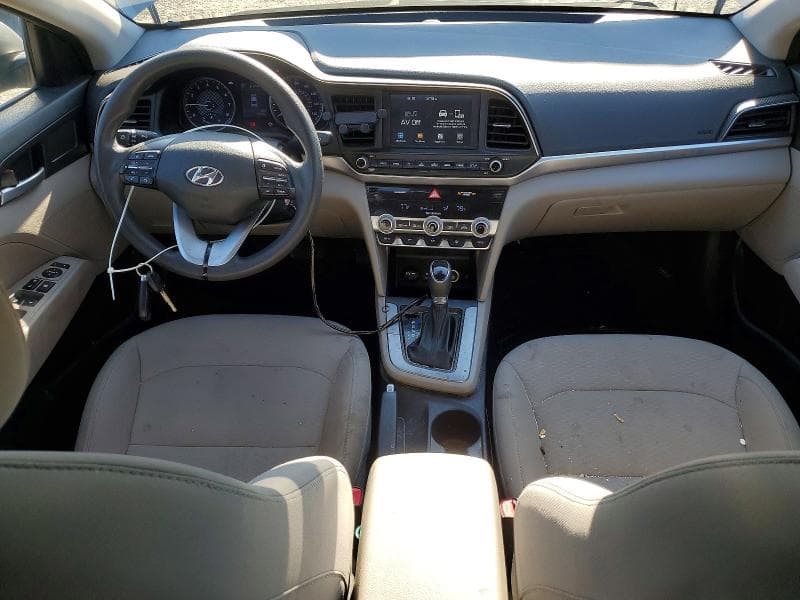 2020 HYUNDAI ELANTRA SEL 8