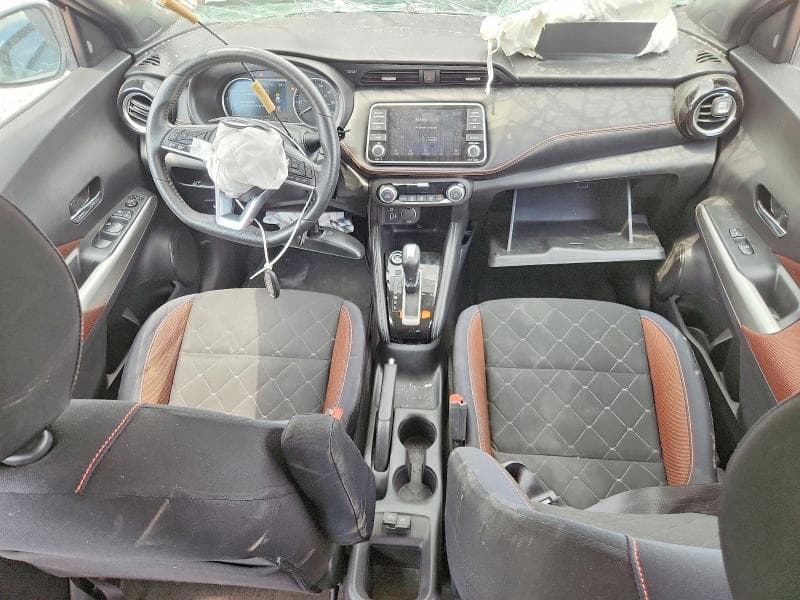 2018 NISSAN KICKS SR 8