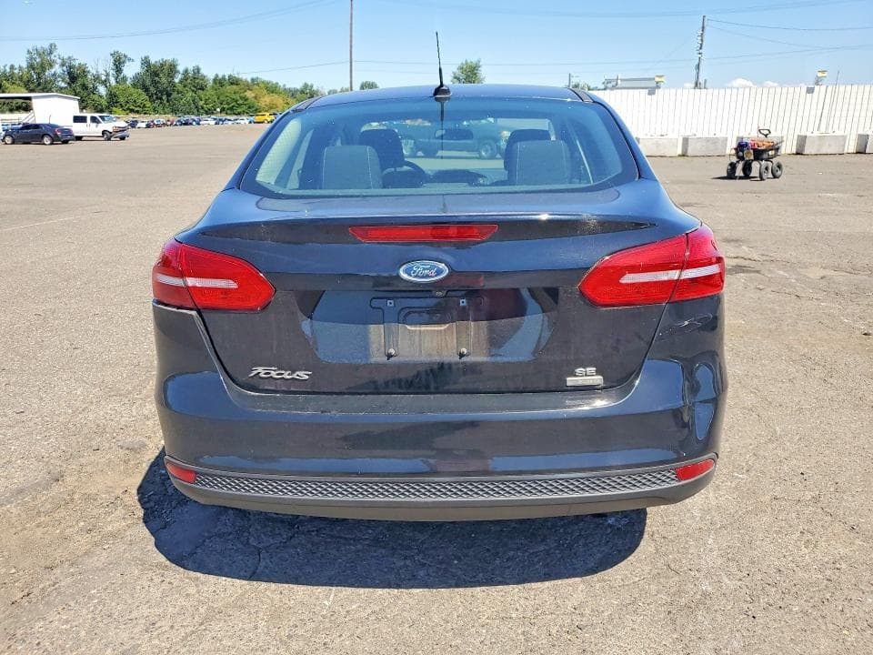 2018 FORD FOCUS SE 6