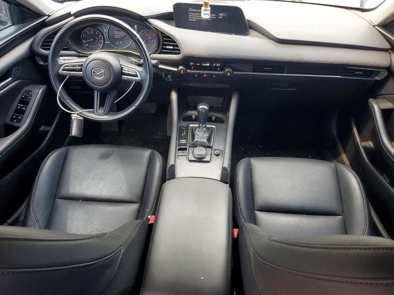 2020 MAZDA 3 SELECT 8
