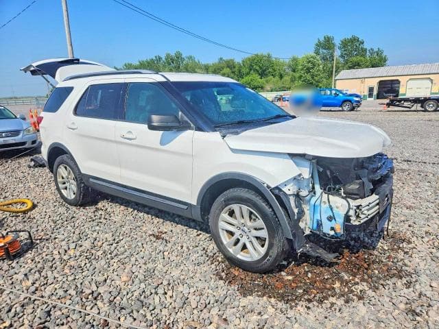 2019 FORD EXPLORER XLT 4