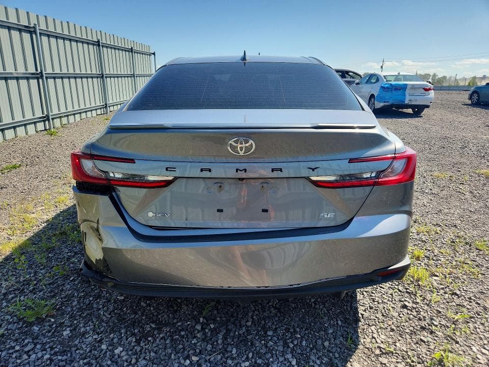 2025 TOYOTA CAMRY XSE 6