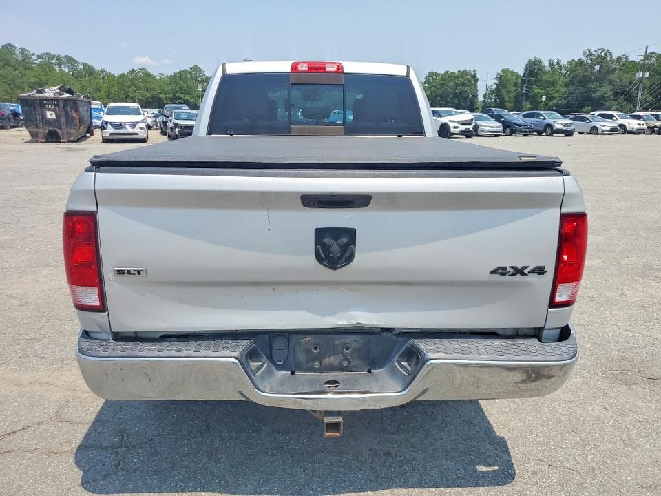 2019 RAM 1500 CLASSIC SLT 6