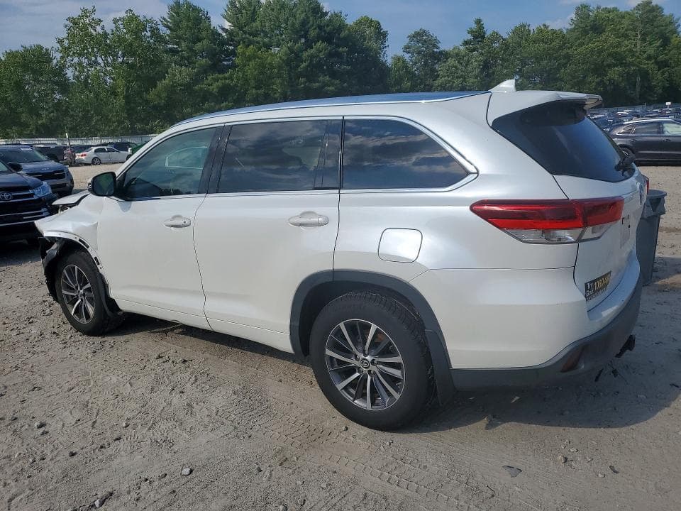 2017 TOYOTA HIGHLANDER XLE 2