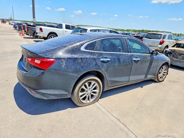 2017 CHEVROLET MALIBU LT 3