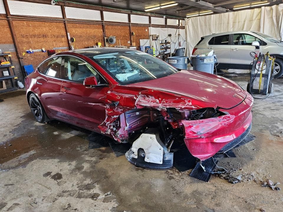 2026 TESLA MODEL 3 4