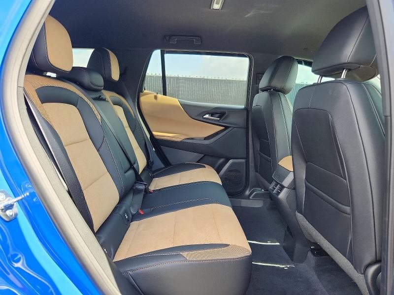2026 CHEVROLET EQUINOX ACTIV 11