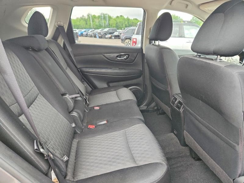 2020 NISSAN ROGUE SV 11