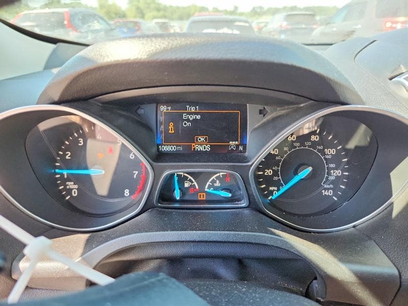 2017 FORD ESCAPE SE 9