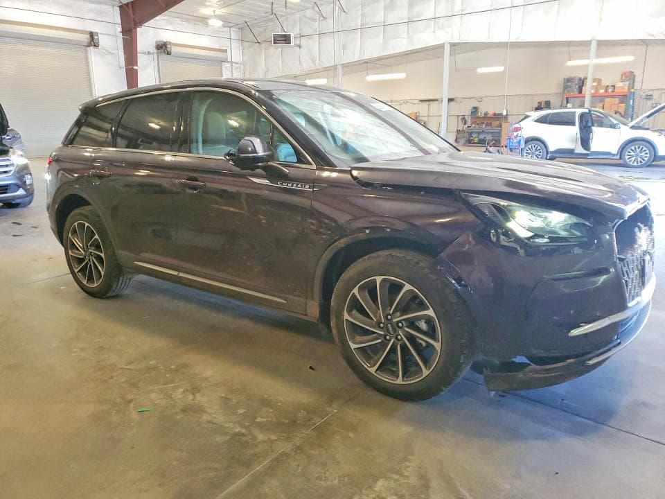 2023 LINCOLN CORSAIR 4