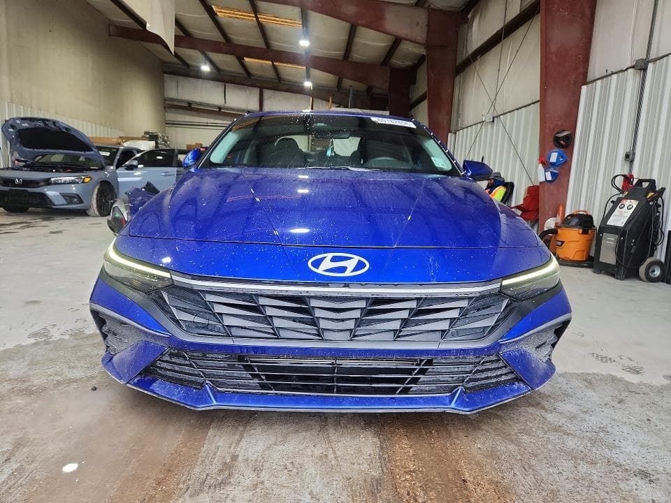 2024 HYUNDAI ELANTRA SEL 5